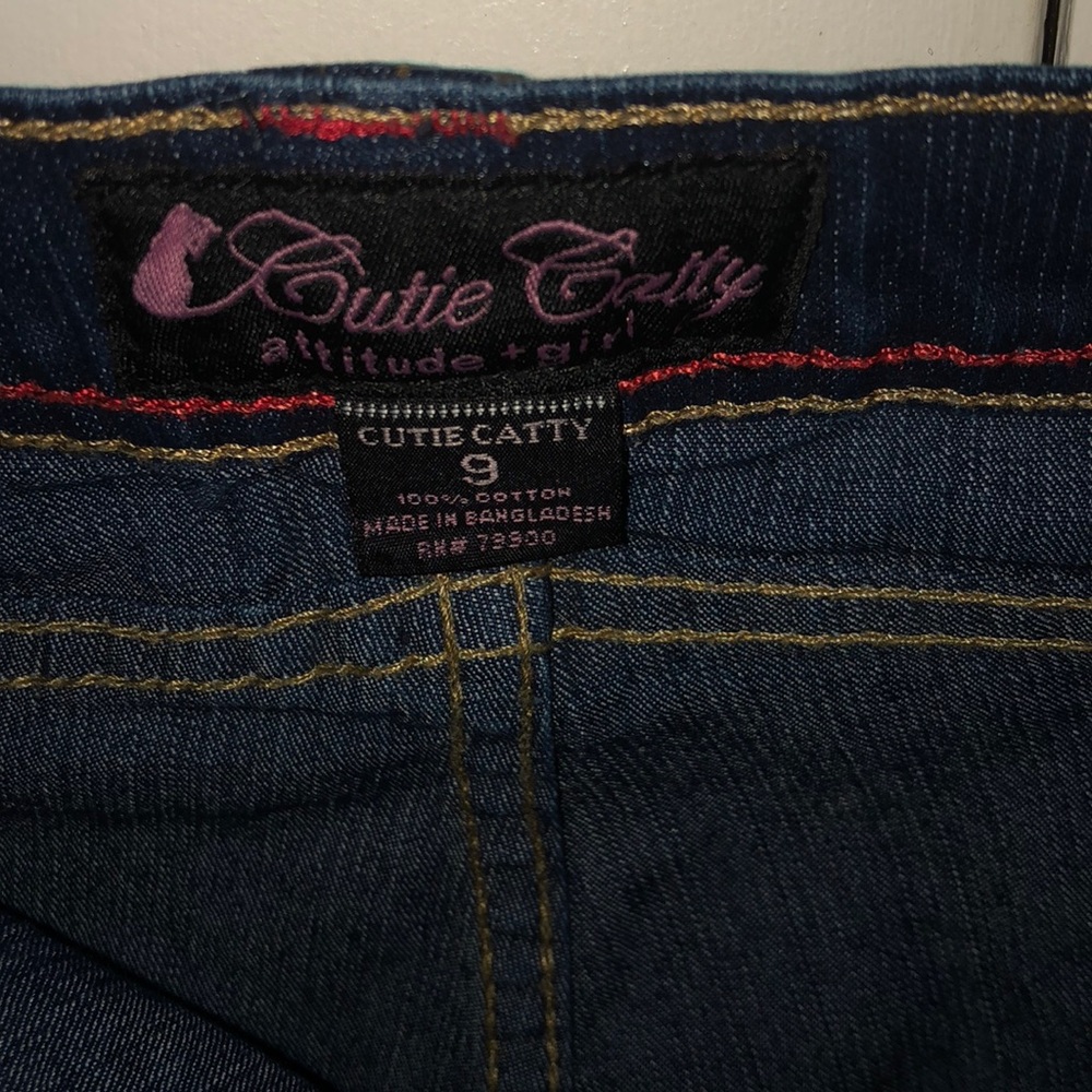 Jeans - Picture 3 of 3